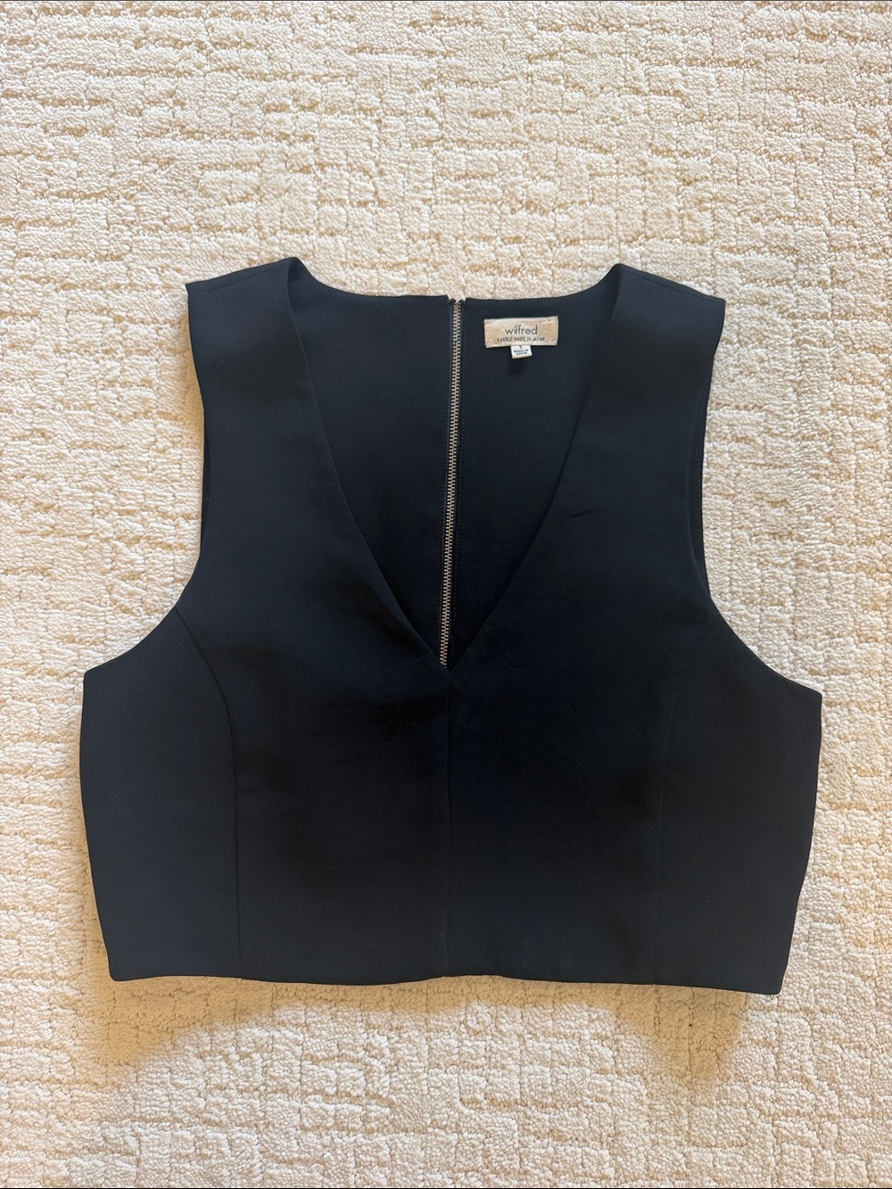 Wilfred Black V-Neck Cropped Top with Back Zip